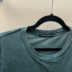 Brandy Melville tshirt
